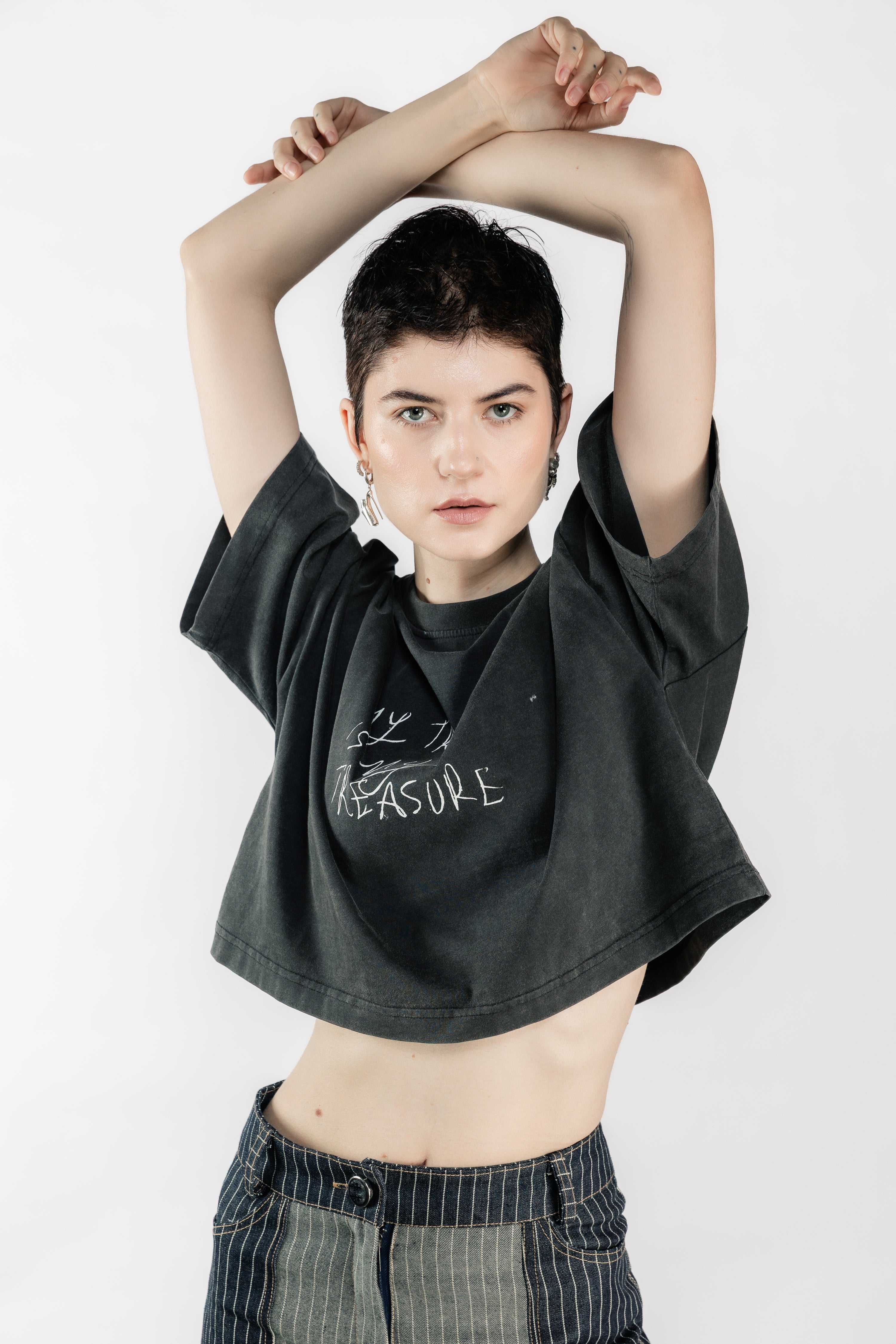 “My trash is my treasure” cropped t-shirt